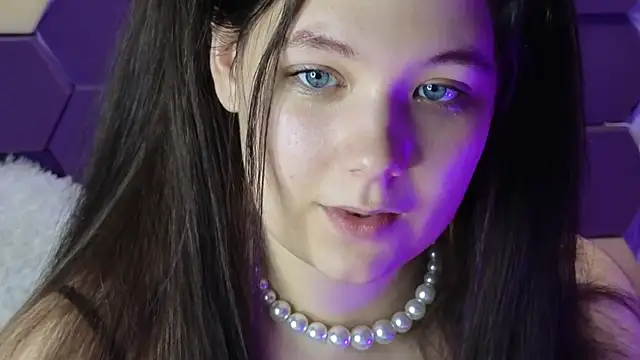 Snapshot of DjennaPalme chatting on December 29, 2024, 10:01 am DjennaPalme online show from December 29, 2024, 10:01 am