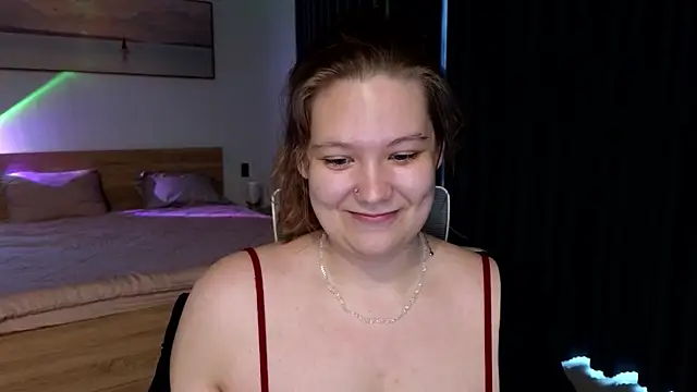 Snapshot of DjennaPalme chatting on June 4, 2026, 10:10 am DjennaPalme online show from June 4, 2026, 10:10 am