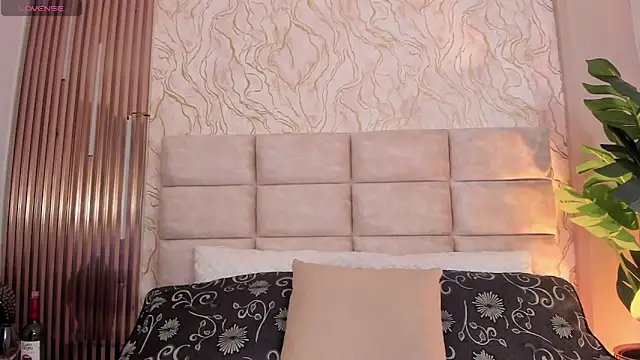 Snapshot of Gaia_Stone chatting on March 26, 2026, 10:54 am Gaia Stone online show from March 26, 2026, 10:54 am