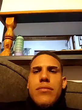 Snapshot of Linex06 chatting on March 1, 2026, 12:45 am Linex06 online show from March 1, 2026, 12:45 am