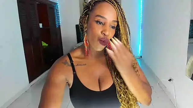 Snapshot of TAYLORR778 chatting on March 1, 2025, 6:43 pm TAYLORR778 online show from March 1, 2025, 6:43 pm