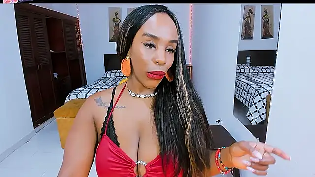 Snapshot of TAYLORR778 chatting on October 21, 2025, 1:01 pm TAYLORR778 online show from October 21, 2025, 1:01 pm