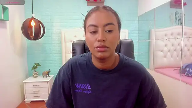 tracycum online show from December 12, 2024, 5:26 pm