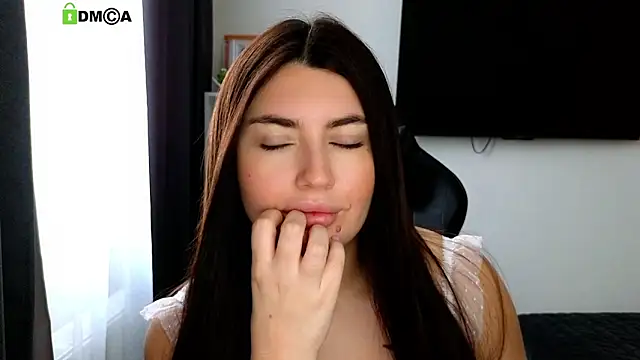 gracedorce online show from April 16, 2026, 1:39 am