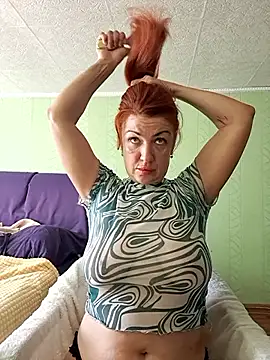 KiraXTender online show from September 24, 2025, 3:43 am