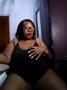 YELLOW BONE online show from October 26, 2025, 8:26 pm