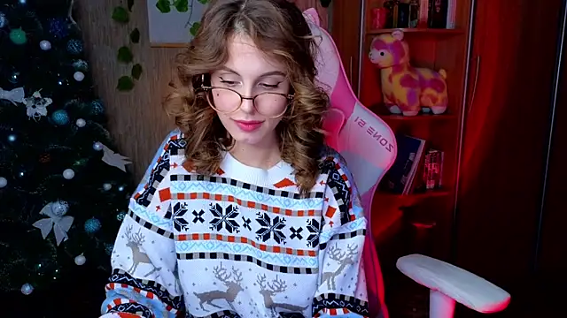 EdelineMaher online show from January 4, 2025, 3:39 pm