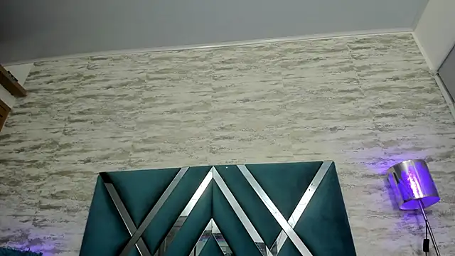 veronica salas online show from January 15, 2025, 8:48 pm