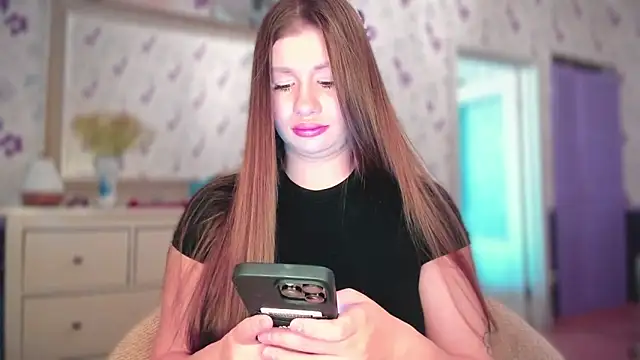 JuicyHelenX online show from September 23, 2025, 11:24 am