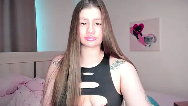 JuicyHelenX online show from April 4, 2026, 2:14 pm