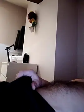 Snapshot of Alainsolo chatting on September 12, 2025, 9:09 am Alainsolo online show from September 12, 2025, 9:09 am