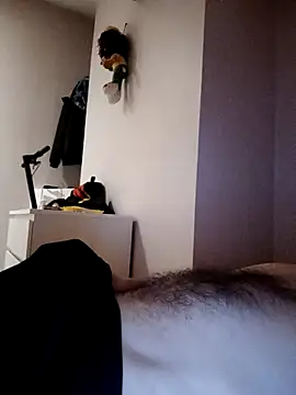 Snapshot of Alainsolo chatting on September 14, 2025, 12:32 am Alainsolo online show from September 14, 2025, 12:32 am