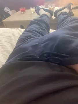 Snapshot of Alainsolo chatting on February 19, 2026, 9:27 am Alainsolo online show from February 19, 2026, 9:27 am