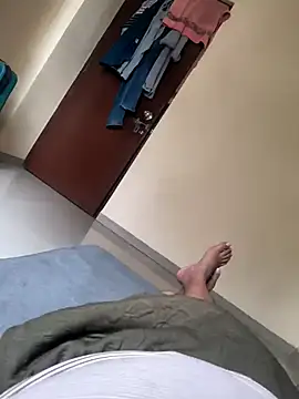 Snapshot of rajstrip12650 chatting on September 14, 2025, 9:52 am rajstrip12650 online show from September 14, 2025, 9:52 am