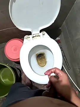 rajstrip12650 online show from December 13, 2025, 8:04 pm