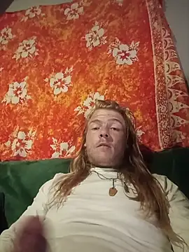 Salted Playday online show from October 31, 2025, 2:12 am