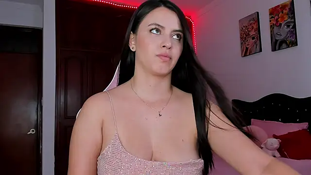 Sara Squirting Heels online show from June 4, 2026, 9:32 pm