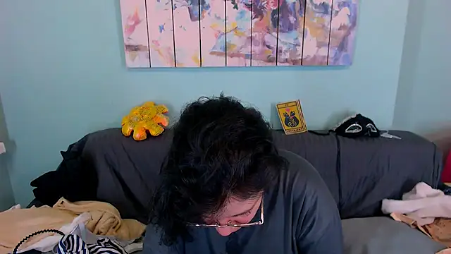 EverlyRays online show from March 13, 2026, 4:24 pm