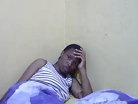 Smillie prety online show from October 19, 2025, 6:14 am