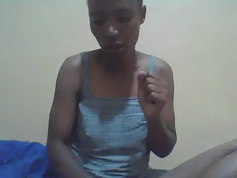 Snapshot of Smillie_prety chatting on February 9, 2026, 3:32 am Smillie prety online show from February 9, 2026, 3:32 am