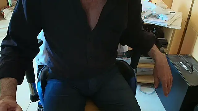 angelgarcia269 online show from November 18, 2025, 11:25 am