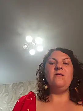 Snapshot of Taisia_W chatting on July 16, 2026, 6:52 am Taisia W online show from July 16, 2026, 6:52 am