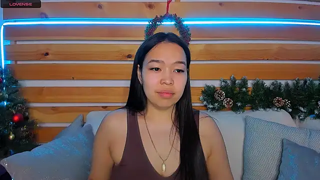 Snapshot of Kris_top_Lee chatting on December 12, 2024, 1:53 am Kris top Lee online show from December 12, 2024, 1:53 am