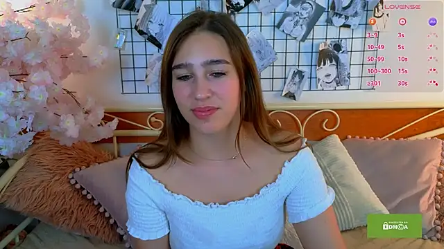  Eliizabeth  online show from July 17, 2026, 8:46 pm