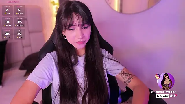 emma woods  online show from December 2, 2024, 3:36 pm