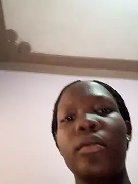 sweet zara01 online show from January 19, 2025, 2:17 pm