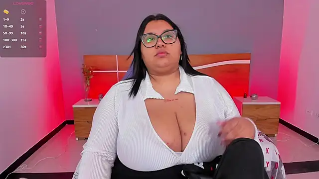 tifanny bigboobs11 online show from July 10, 2026, 11:13 am
