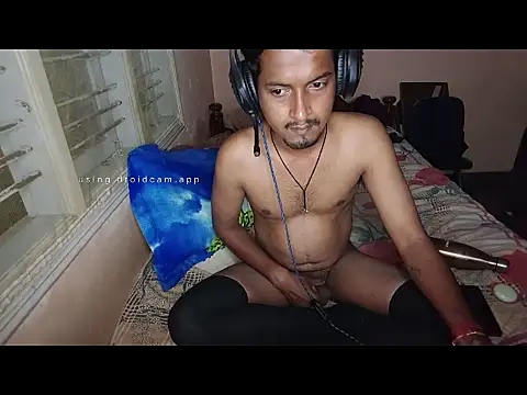 Sexypavi09 online show from October 15, 2025, 7:25 pm