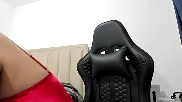 Chloemiller89 online show from October 9, 2025, 11:03 pm