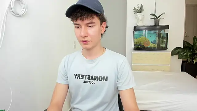 adrian morelly online show from February 4, 2025, 7:55 pm