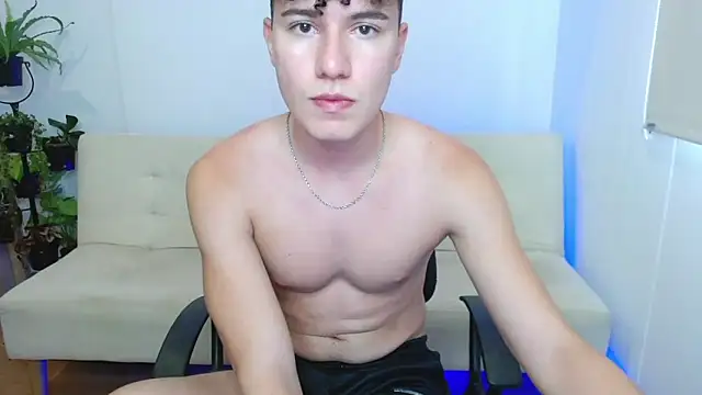 adrian morelly online show from November 13, 2025, 6:29 pm