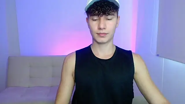 adrian morelly online show from March 8, 2026, 6:23 pm