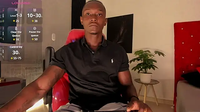 Snapshot of DannSmmith chatting on February 4, 2025, 11:49 am DannSmmith online show from February 4, 2025, 11:49 am