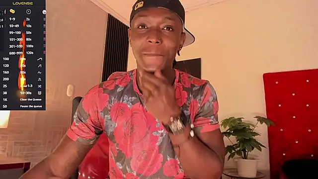 Snapshot of DannSmmith chatting on February 21, 2025, 1:33 pm DannSmmith online show from February 21, 2025, 1:33 pm