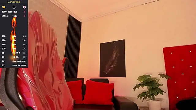 Snapshot of DannSmmith chatting on February 21, 2025, 4:37 pm DannSmmith online show from February 21, 2025, 4:37 pm