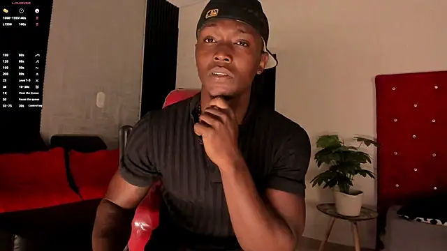 Snapshot of DannSmmith chatting on March 19, 2025, 11:39 am DannSmmith online show from March 19, 2025, 11:39 am