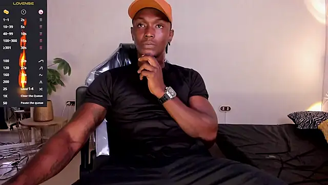 Snapshot of DannSmmith chatting on March 21, 2025, 10:06 am DannSmmith online show from March 21, 2025, 10:06 am