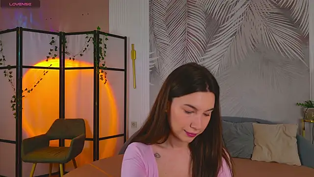 Marie Diaze online show from July 28, 2026, 5:14 am