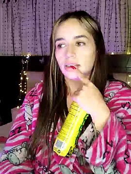 Natalia Suarez online show from January 7, 2025, 6:16 am