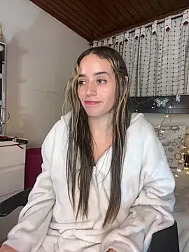 Natalia Suarez online show from March 13, 2025, 9:32 am