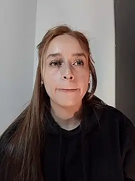 Natalia Suarez online show from March 20, 2026, 3:33 am