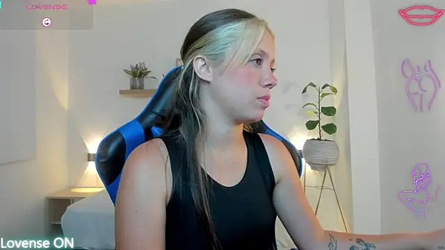 Snapshot of nataly_rodri chatting on April 29, 2026, 2:04 am nataly rodri online show from April 29, 2026, 2:04 am