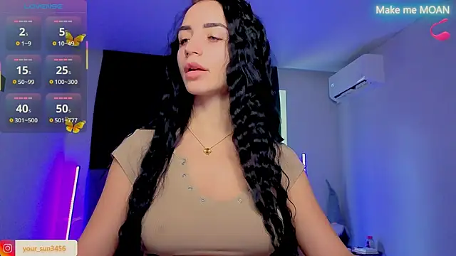 Snapshot of Kemi__Jordan chatting on October 13, 2025, 8:14 am Kemi Jordan online show from October 13, 2025, 8:14 am