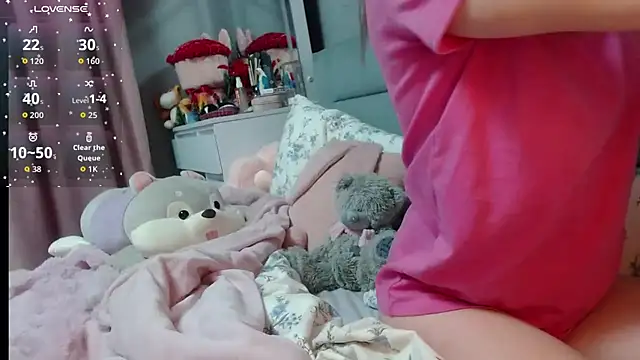 Snapshot of Viktoriiya_bald chatting on February 5, 2026, 11:20 pm Viktoriiya bald online show from February 5, 2026, 11:20 pm