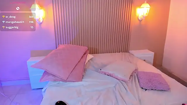 Snapshot of EmilyEvans7 chatting on March 12, 2025, 1:58 am EmilyEvans7 online show from March 12, 2025, 1:58 am