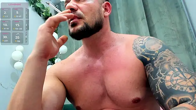 musclemonster31 online show from February 17, 2025, 2:53 am